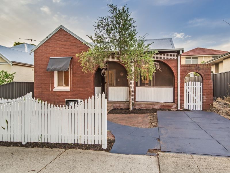 33 McMillan Street, Victoria Park WA 6100