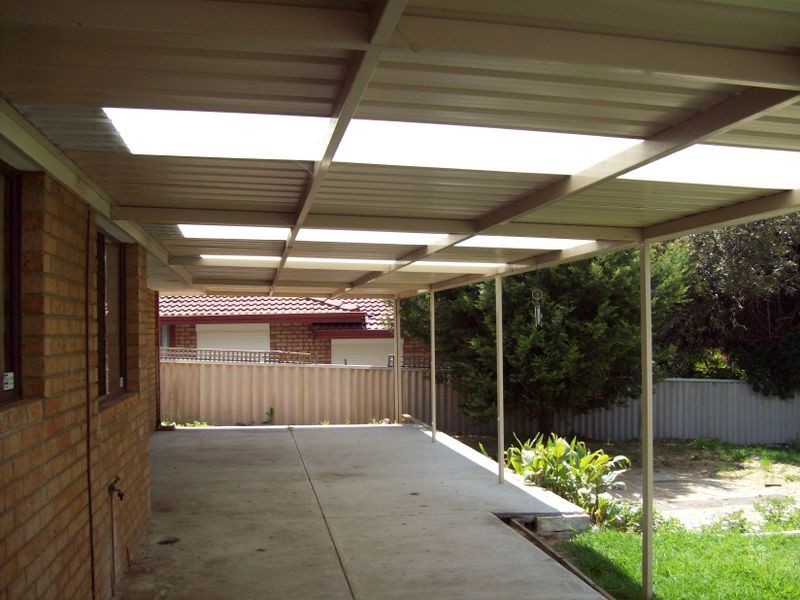 6 Parmelia Avenue, Parmelia WA 6167