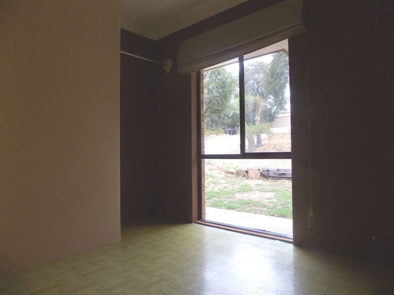 3 Currell Court, Parmelia WA 6167