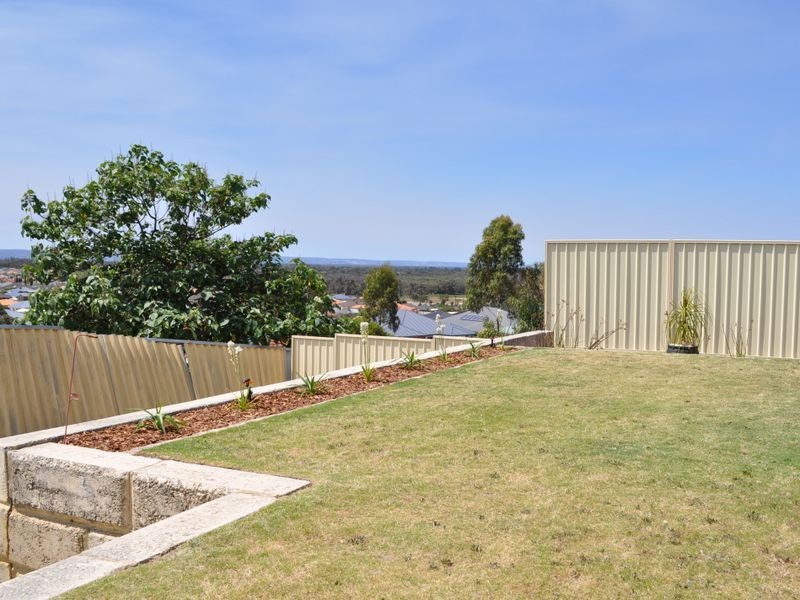 6 Brandon Mews, Parmelia WA 6167