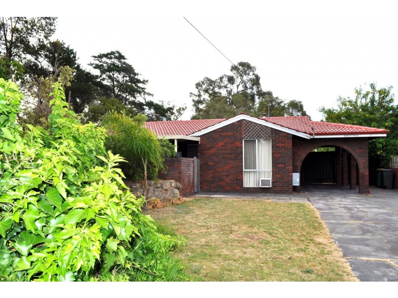 7 Riggs Place, Parmelia WA 6167