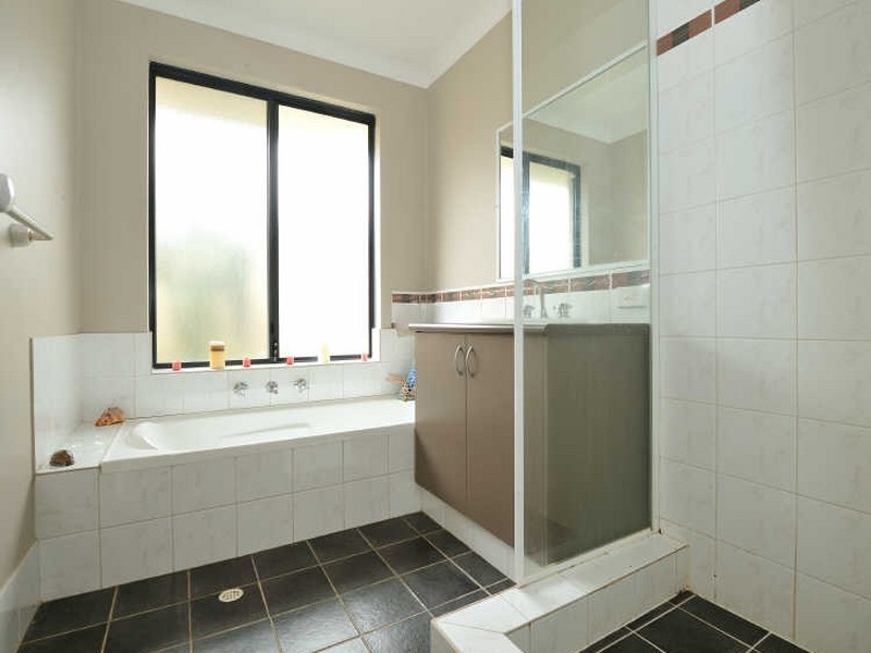 4 Wanstead Vista, Bertram WA 6167