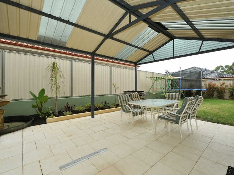 4 Wanstead Vista, Bertram WA 6167