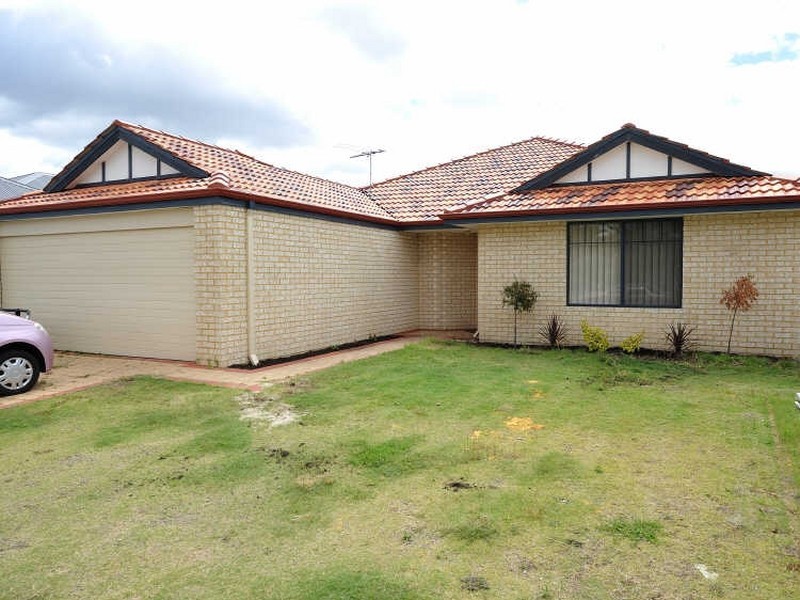 4 Wanstead Vista, Bertram WA 6167