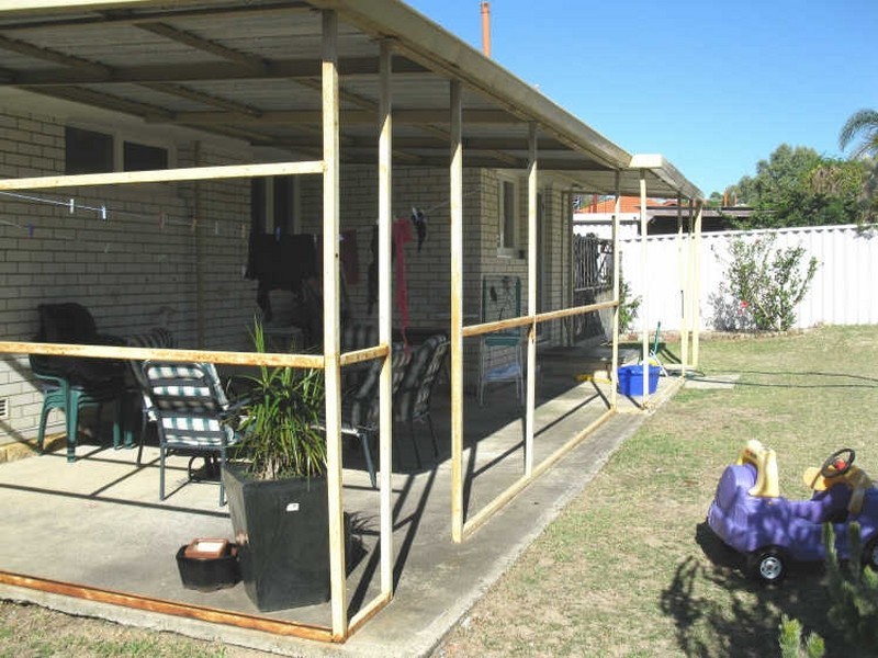 14 Madden Way, Parmelia WA 6167