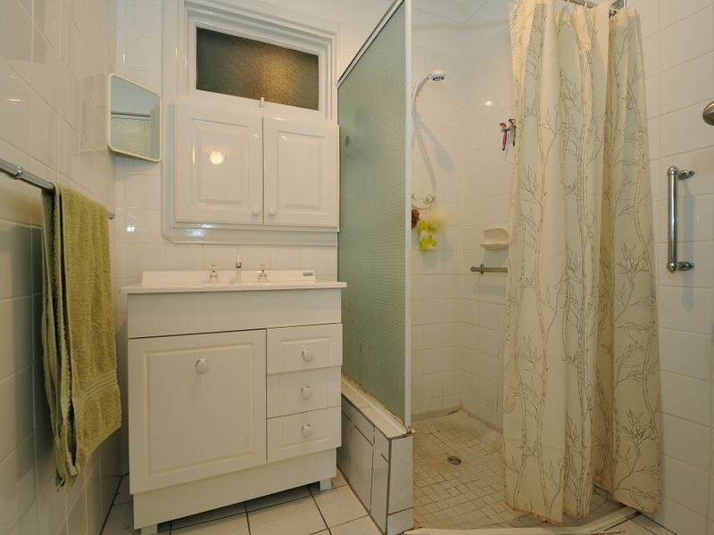 130 Sulphur Rd, Parmelia WA 6167