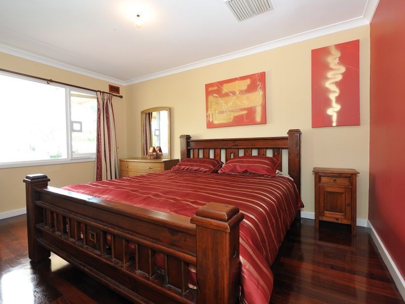 130 Sulphur Rd, Parmelia WA 6167