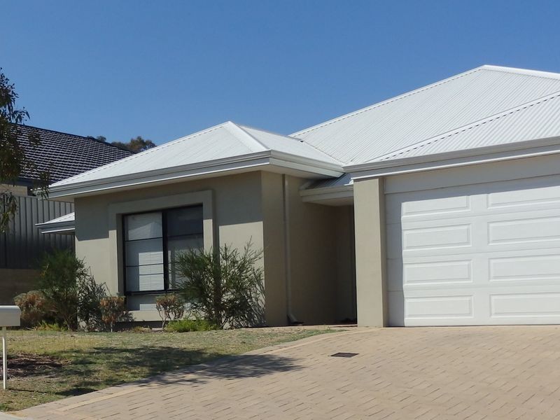 9 Shaftesbury Way, Wellard WA 6170