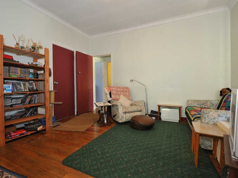 53 Cowcher Way, Medina WA 6167