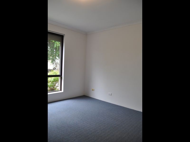 42 Porter Gardens, Leda WA 6170