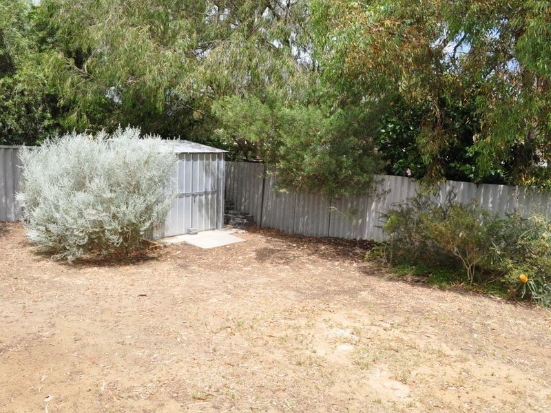 42 Porter Gardens, Leda WA 6170