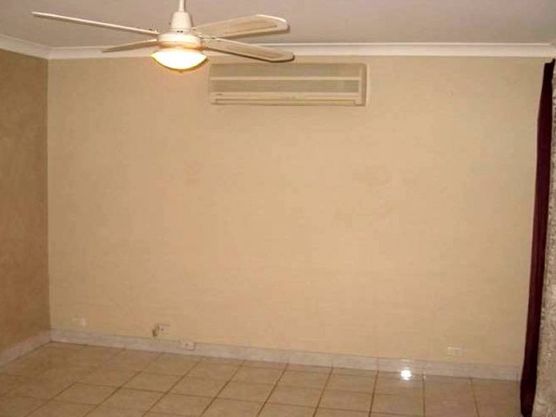 21 Barney Court, Parmelia WA 6167