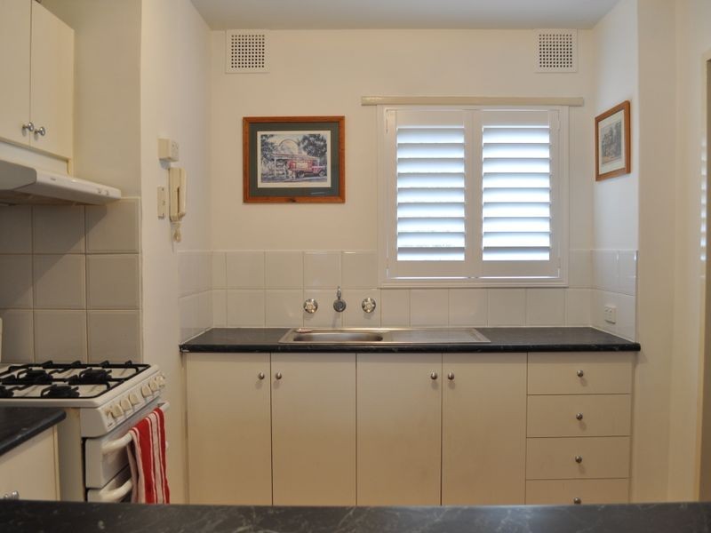 4/21 Disney Road, Parmelia WA 6167