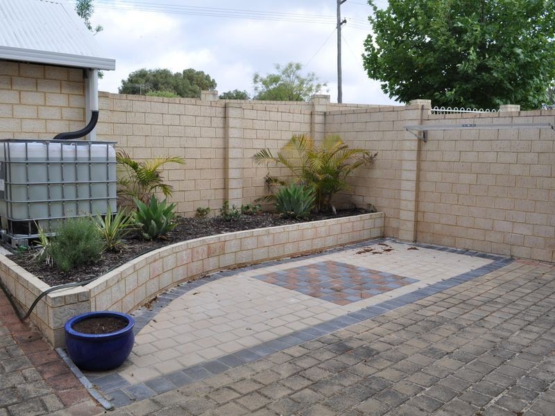 4/21 Disney Road, Parmelia WA 6167