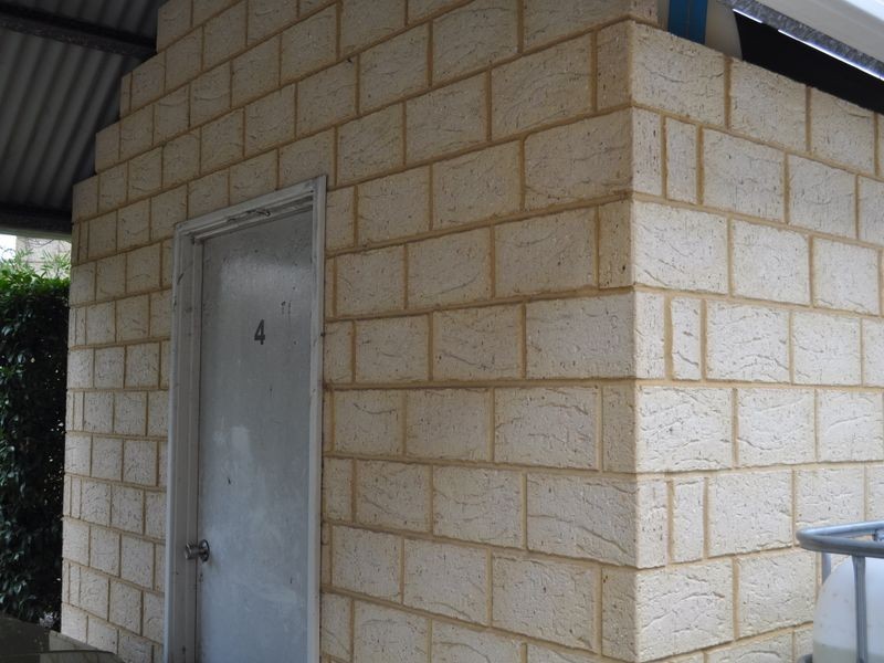 4/21 Disney Road, Parmelia WA 6167