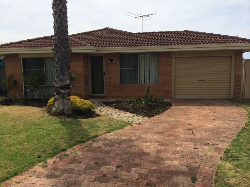 13 Discovery Cresent, Port Kennedy WA 6172