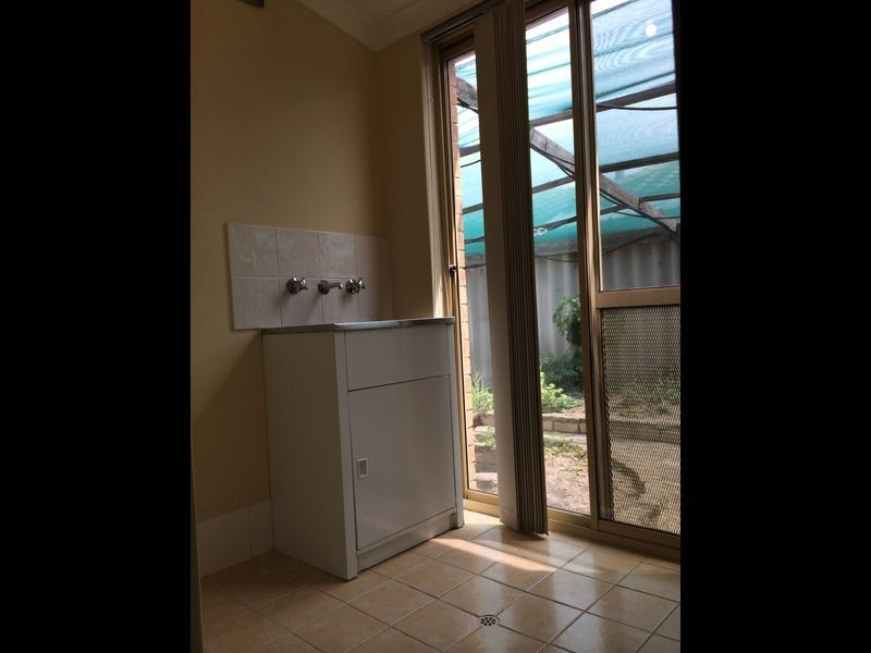 13 Discovery Cresent, Port Kennedy WA 6172