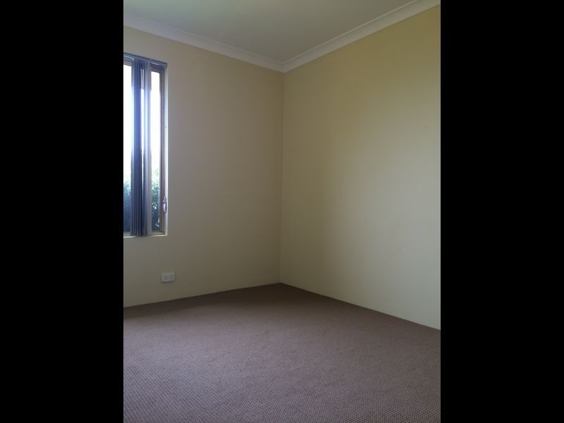 13 Discovery Cresent, Port Kennedy WA 6172