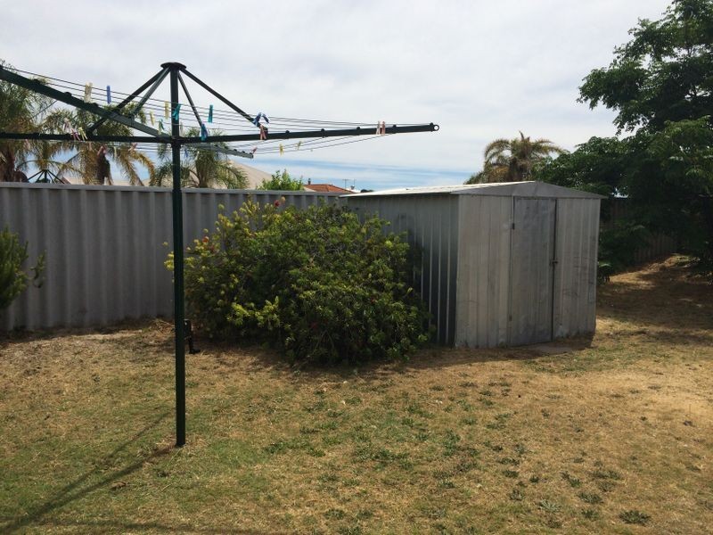 13 Discovery Cresent, Port Kennedy WA 6172