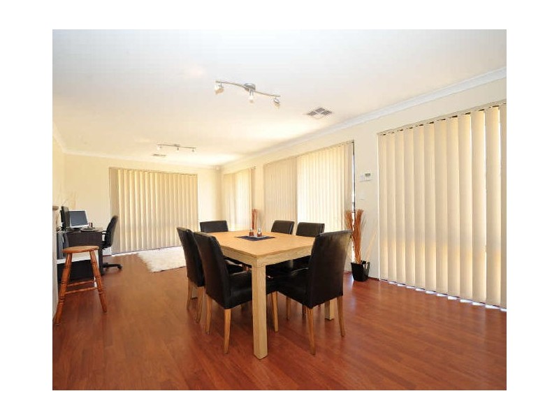 56 Dalrymple Drive, Leda WA 6170