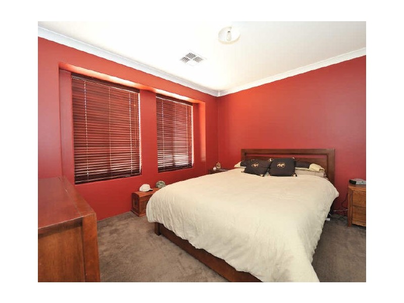 56 Dalrymple Drive, Leda WA 6170