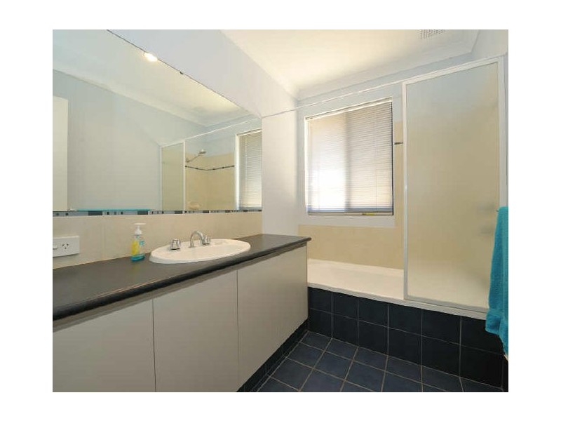 56 Dalrymple Drive, Leda WA 6170