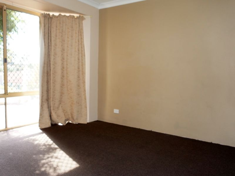 11 Garrett Corner, Parmelia WA 6167