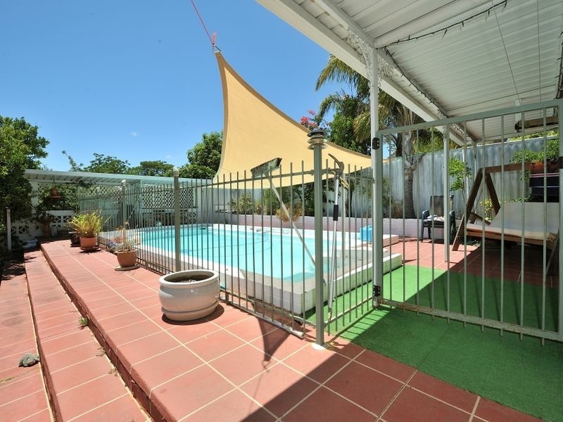 5 Inglis Court, Medina WA 6167
