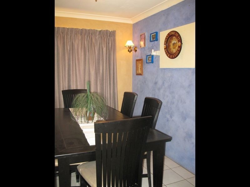 5 Youngs Place, Parmelia WA 6167