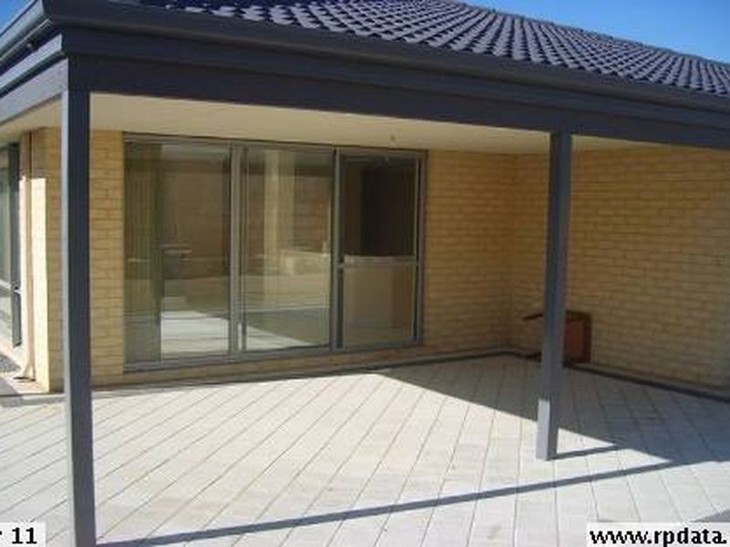 8 Eton Court, Parmelia WA 6167