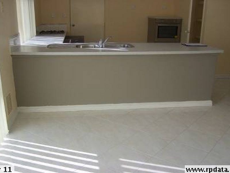 8 Eton Court, Parmelia WA 6167