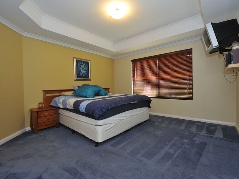 7 Hunter Way, Bertram WA 6167