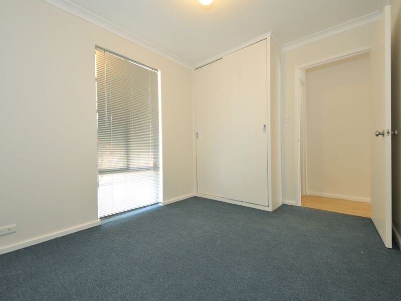 2 Tanson Road, Parmelia WA 6167