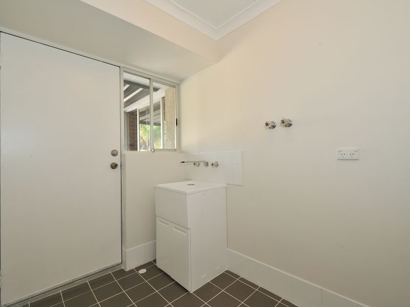 2 Tanson Road, Parmelia WA 6167