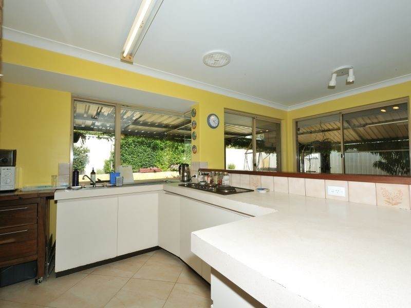 37 Challenger Avenue, Parmelia WA 6167