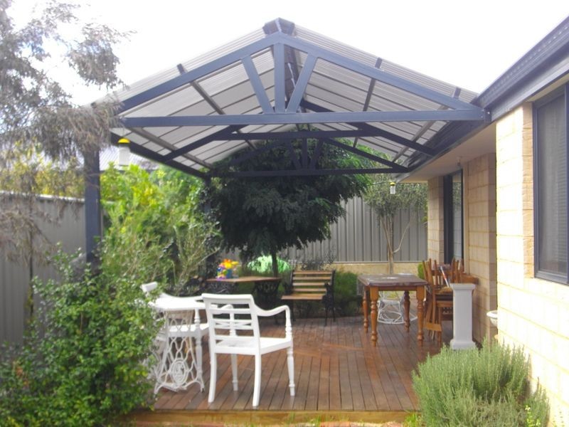12 Weybridge Drive, Wellard WA 6170