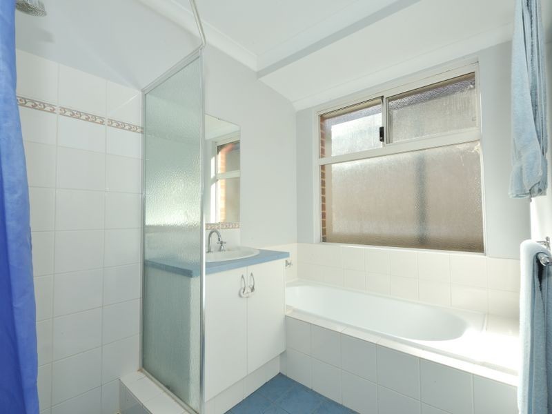 6 Oliver Vista, Bertram WA 6167