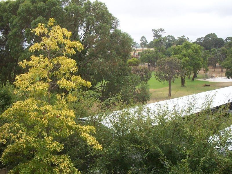 17/14 Canham Way, Orelia WA 6167