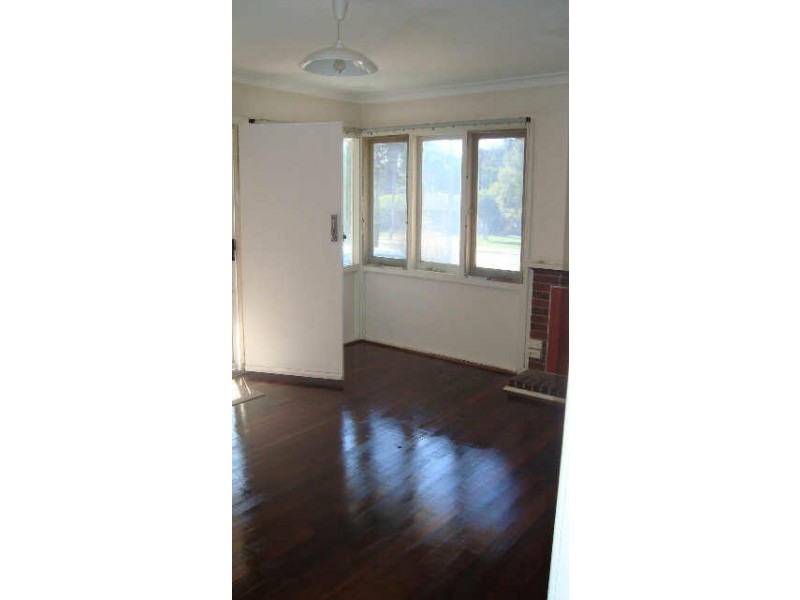 90 Calista Ave, Calista WA 6167