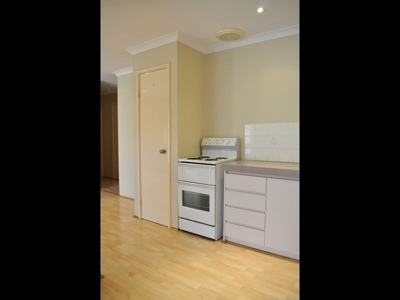 25A Gaze Court, Armadale WA 6112
