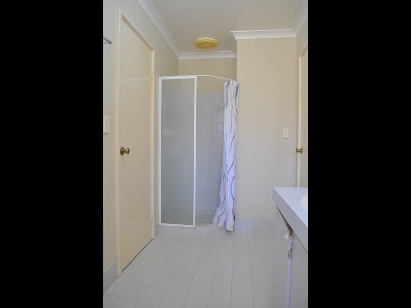25A Gaze Court, Armadale WA 6112