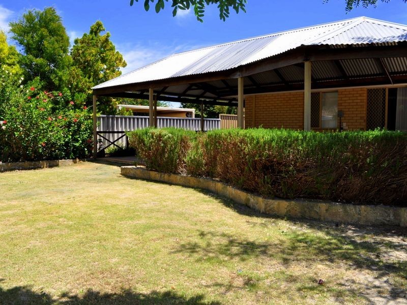 25A Gaze Court, Armadale WA 6112