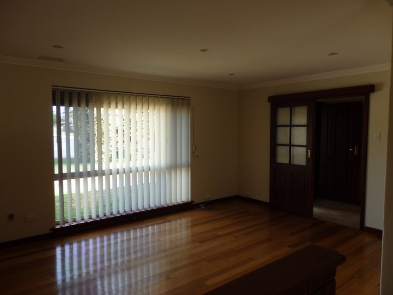 160 Currie Street, Warnbro WA 6169