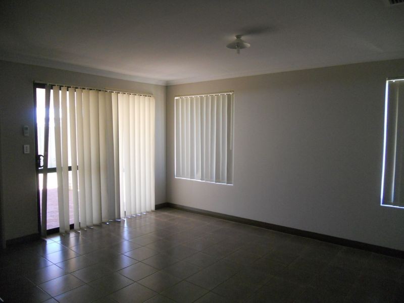 1 Chertsey Way, Wellard WA 6170