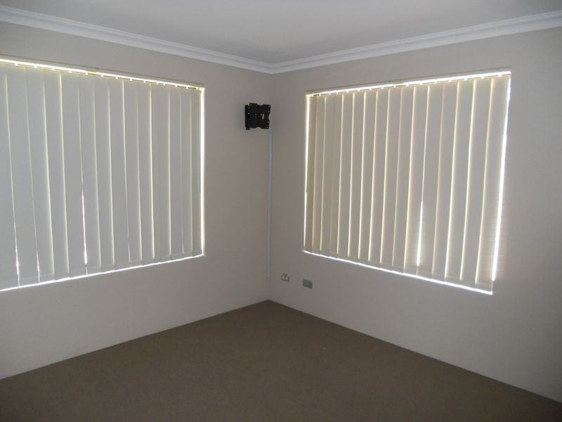 1 Chertsey Way, Wellard WA 6170