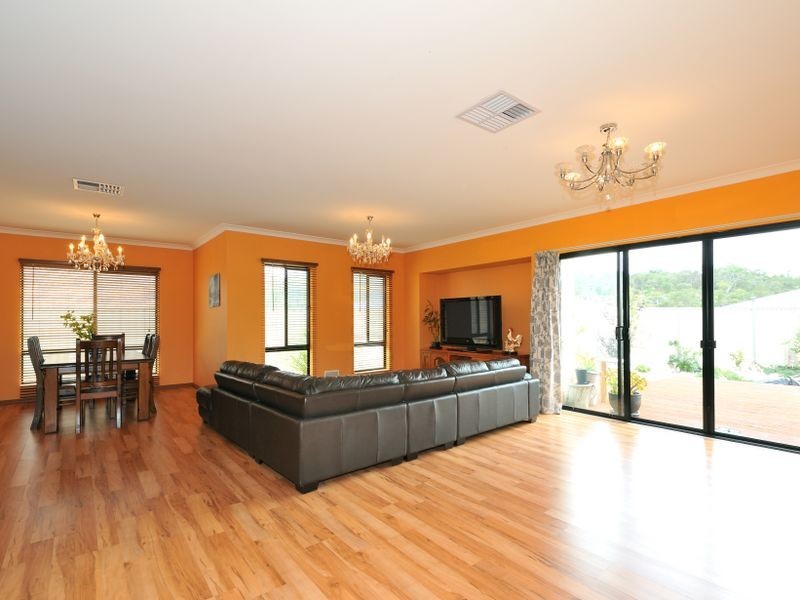 7 Mickle Way, Bertram WA 6167