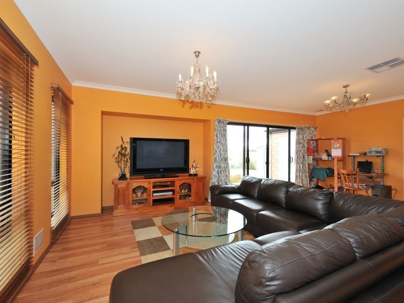 7 Mickle Way, Bertram WA 6167