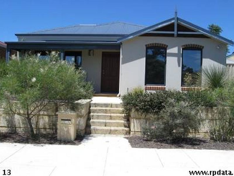12 Wanstead Vista, Bertram WA 6167