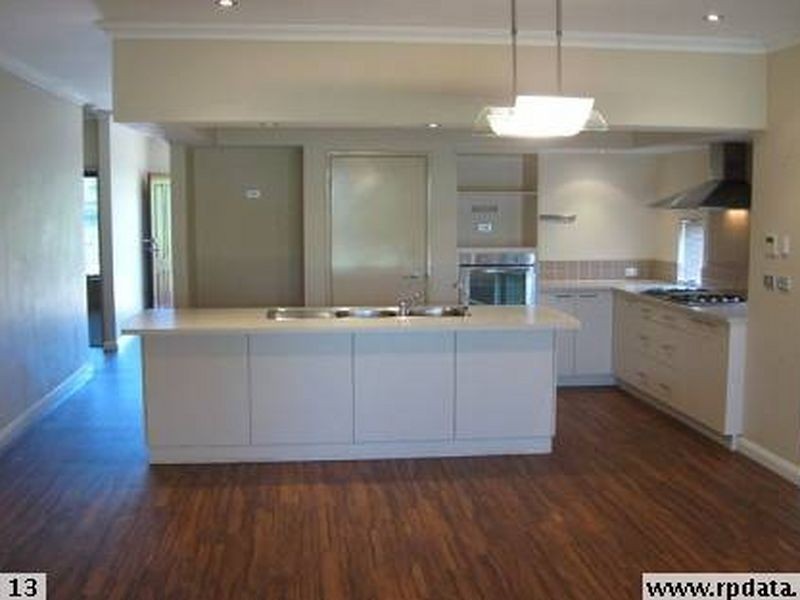 12 Wanstead Vista, Bertram WA 6167