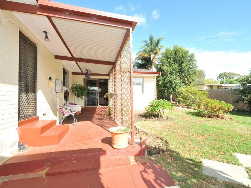 73 Sulphur Road, Orelia WA 6167